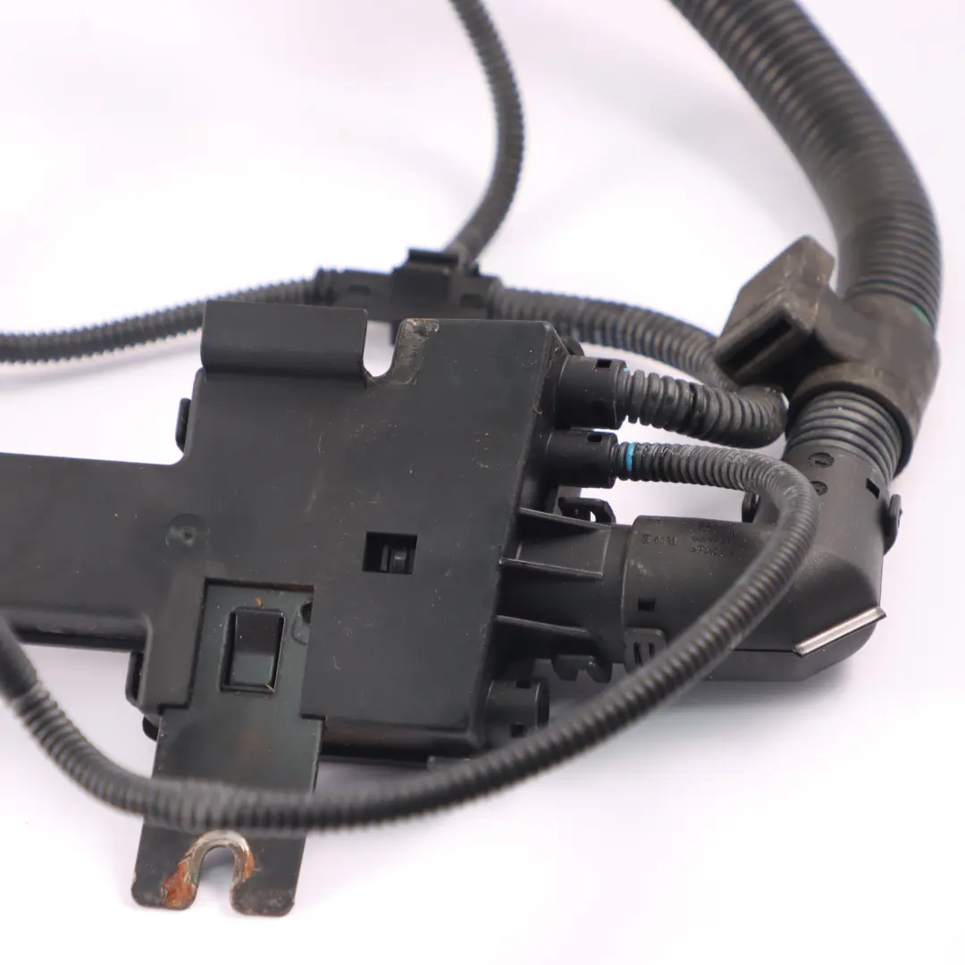 320si N45 Petrol Engine Wiring Loom Cable Harness to BMW E90 with Part number 7564402 BMW E90 320si N45 Petrol Engine Wiring Loom Cable Harness - SKU rhd-7564402 - Part number 7564402