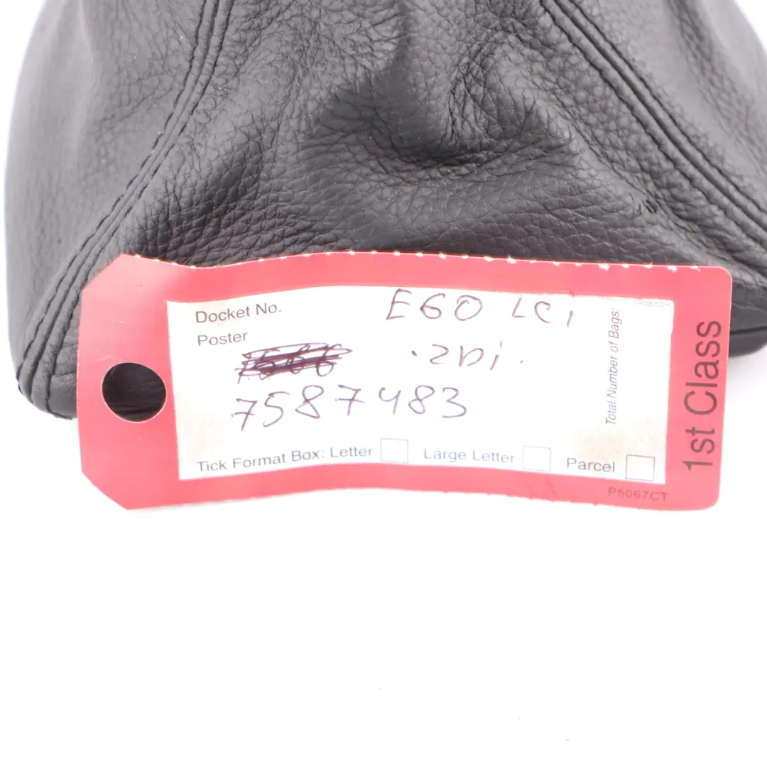 Leather Gear Lever Cover Selector Boot Manual Gearbox to BMW E60 E61 LCI Black with Part number 7565875 BMW E60 E61 LCI Black Leather Gear Lever Cover Selector Boot Manual Gearbox - SKU rhd-7565875 - Part number 7565875