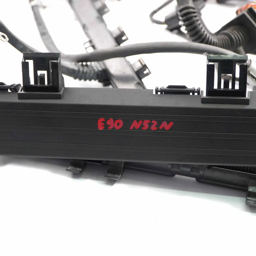 N52 Wiring Loom Harness Engine Gearbox Automatic to BMW E81 E87 LCI E90 Petrol with Part number 7566579 BMW E81 E87 LCI E90 Petrol N52 Wiring Loom Harness Engine Gearbox Automatic - SKU rhd-7566579 - Part number 7566579