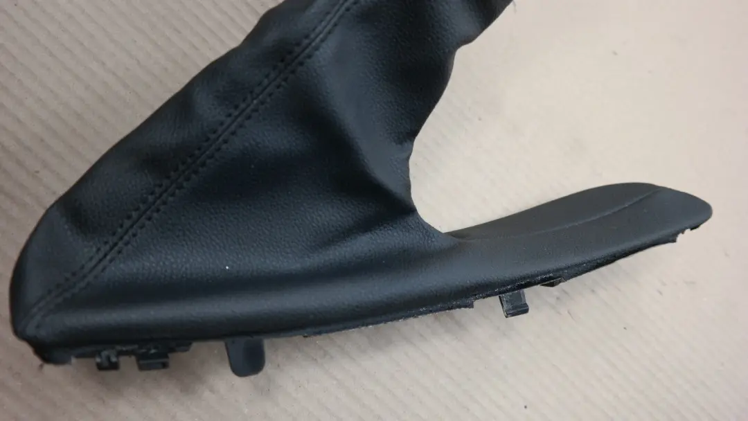 Handbrake Lever Cover Leather Black 9142745 to BMW 1 Series E81 E82 E87 E87N E88 with Part number 8036111 BMW 1 Series E81 E82 E87 E87N E88 Handbrake Lever Cover Leather Black 9142745 - SKU rhd-8036111 - Part number 8036111