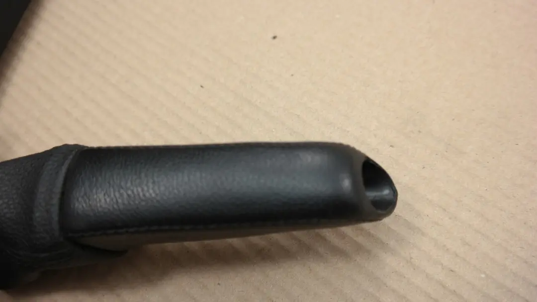 Handbrake Lever Cover Leather Black 9142745 to BMW 1 Series E81 E82 E87 E87N E88 with Part number 8036111 BMW 1 Series E81 E82 E87 E87N E88 Handbrake Lever Cover Leather Black 9142745 - SKU rhd-8036111 - Part number 8036111