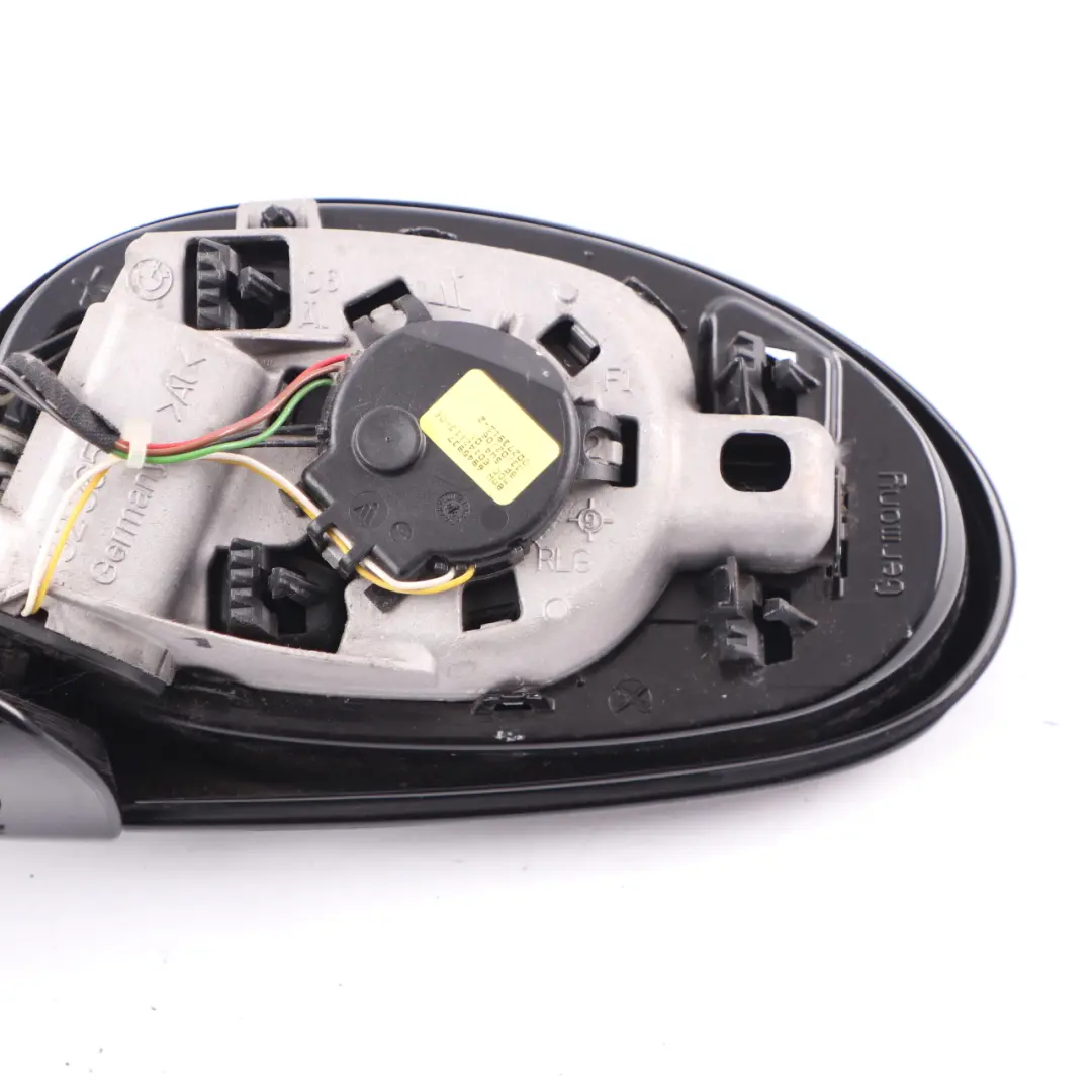 Wing Mirror High Gloss Power Fold Door Left N/S Outside 3 Pins to BMW E90 M Sport with Part number 8046435 BMW E90 M Sport Wing Mirror High Gloss Power Fold Door Left N/S Outside 3 Pins - SKU rhd-8046435 - Part number 8046435