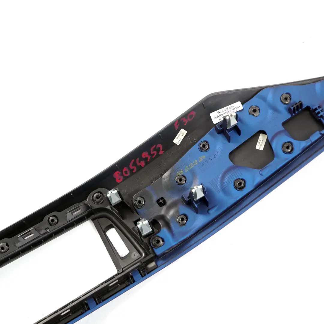 Trim I-panel Dashboard Cover Hexagonal Alu Blue Matt Passenger to BMW F30 F31 F32 with Part number 8054952 BMW F30 F31 F32 Trim I-panel Dashboard Cover Hexagonal Alu Blue Matt Passenger - SKU rhd-8054952 - Part number 8054952