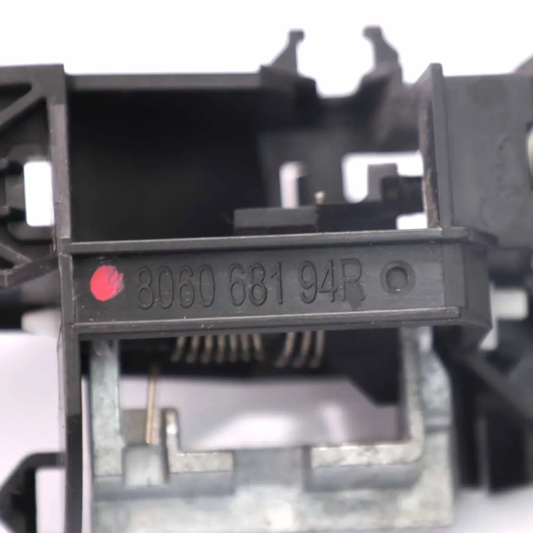 Door Handle Base Renault Trafic 3 Vivaro B Front Right O/S Bracket to with Part number 806068194R Door Handle Base Renault Trafic 3 Vivaro B Front Right O/S Bracket - SKU rhd-806068194R - Part number 806068194R