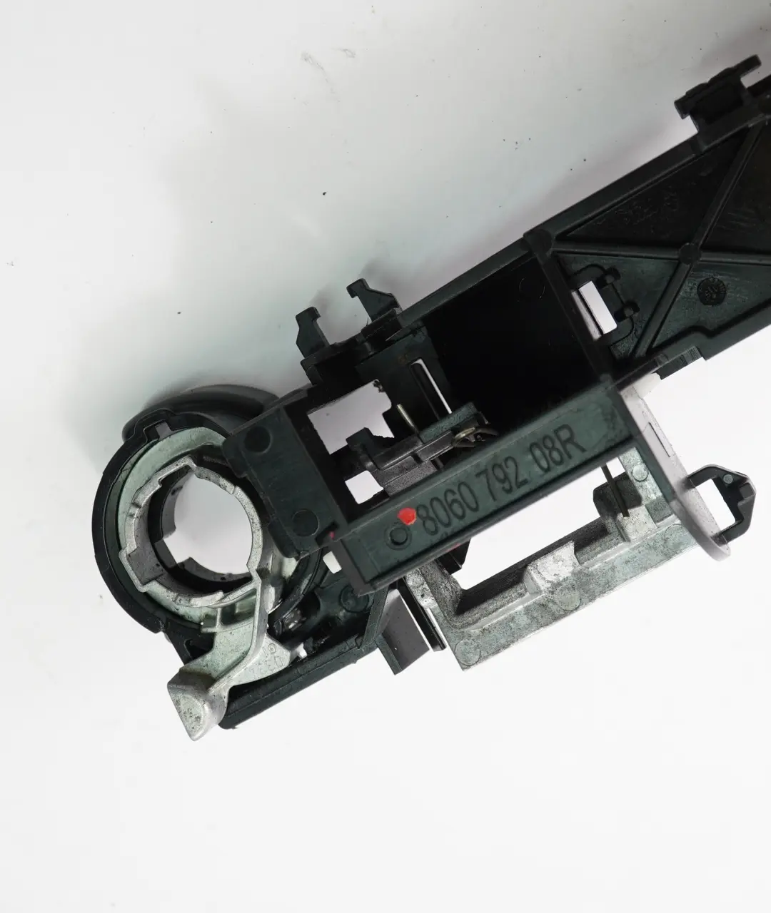 Door Handle Base Renault Trafic 3 Vivaro B Front Left N/S Bracket to with Part number 806079208R Door Handle Base Renault Trafic 3 Vivaro B Front Left N/S Bracket - SKU rhd-806079208R - Part number 806079208R