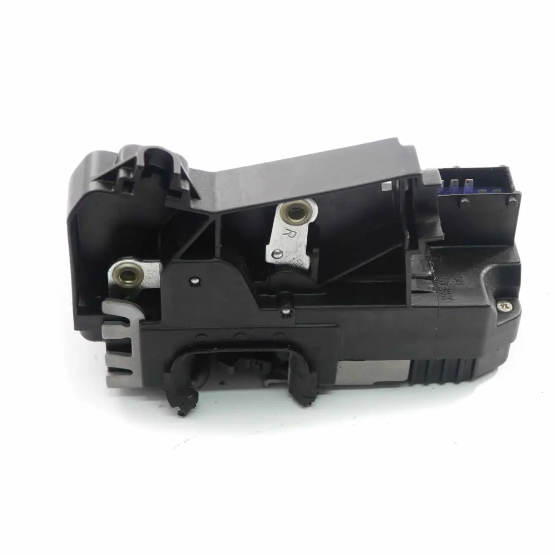 Door Lock Renault Trafic Vauxhall Vivaro Front Right O/S Mechanism to with Part number 8200008261 Door Lock Renault Trafic Vauxhall Vivaro Front Right O/S Mechanism - SKU rhd-8200008261 - Part number 8200008261