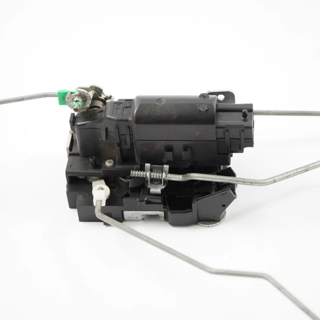 Door Lock Front Right O/S Latch Catch Mechanism to Renault Master 2 with Part number 8200147150 Renault Master 2 Door Lock Front Right O/S Latch Catch Mechanism - SKU rhd-8200147150 - Part number 8200147150