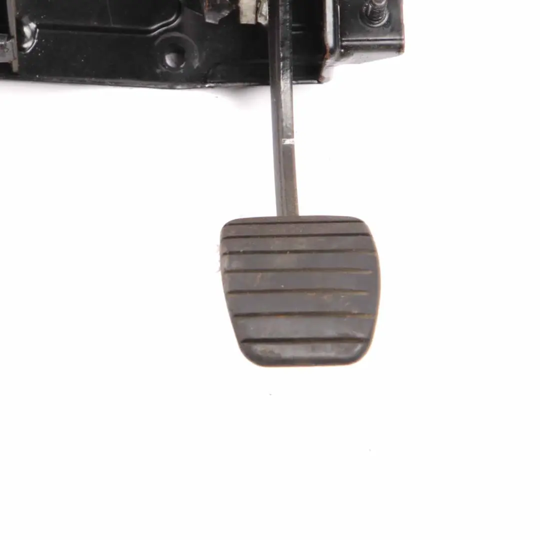 Renault Trafic Pedal Box Automatic Brake Pedal Box Bracket Assy - SKU rhd-82005-13301 - Part number 82005-13301
