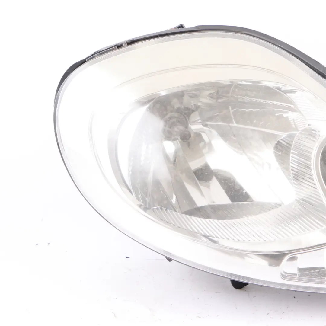 Headlight Renault Trafic Vauxhall Vivaro Headlamp Front Right O/S to with Part number 8200701366 Headlight Renault Trafic Vauxhall Vivaro Headlamp Front Right O/S - SKU rhd-8200701366 - Part number 8200701366