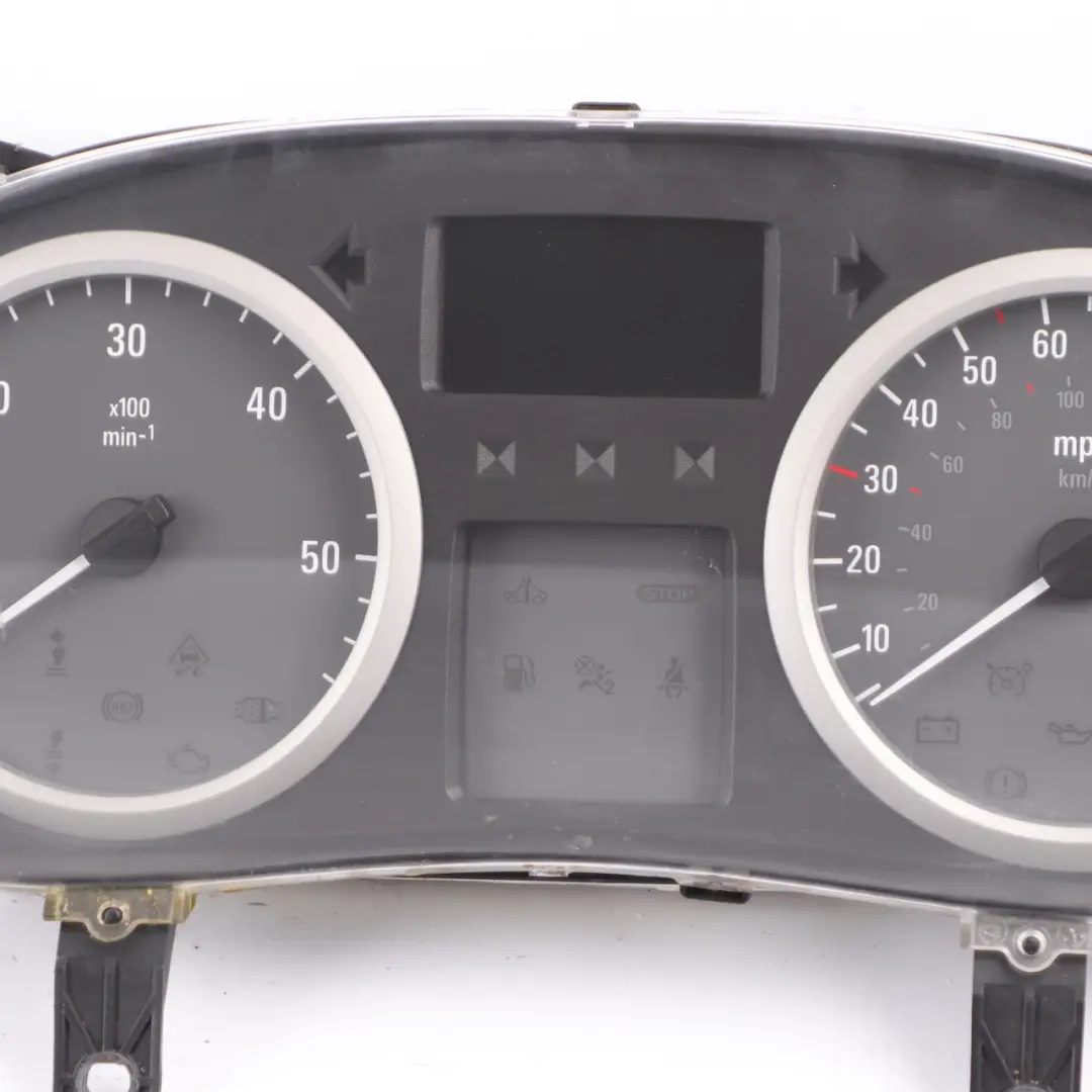 Instrument Cluster Speedo to Renault Trafic 2 Vauxhall Vivaro A Diesel with Part number 8200961820 Renault Trafic 2 Vauxhall Vivaro A Diesel Instrument Cluster Speedo - SKU rhd-8200961820 - Part number 8200961820
