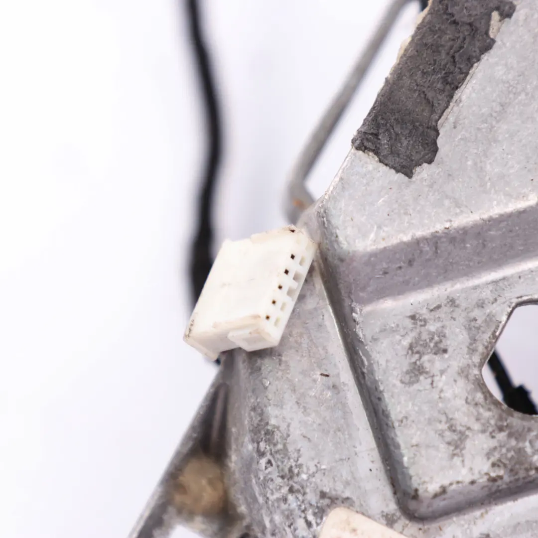 Heated Outside Right O/S Base Wing Mirror to BMW 3 Series E46 1 with Part number 8245126 BMW 3 Series E46 1 Heated Outside Right O/S Base Wing Mirror - SKU rhd-8245126-1 - Part number 8245126