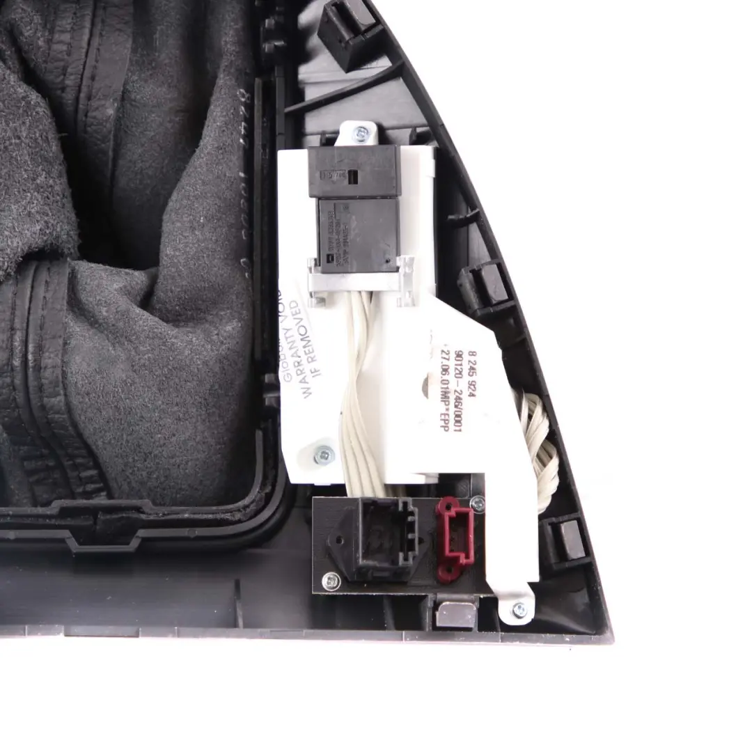 Selector BMW X5 E53 Automatic Surround Trim Cover to Gear with Part number 8245924 Gear Selector BMW X5 E53 Automatic Surround Trim Cover - SKU rhd-8245924-3 - Part number 8245924