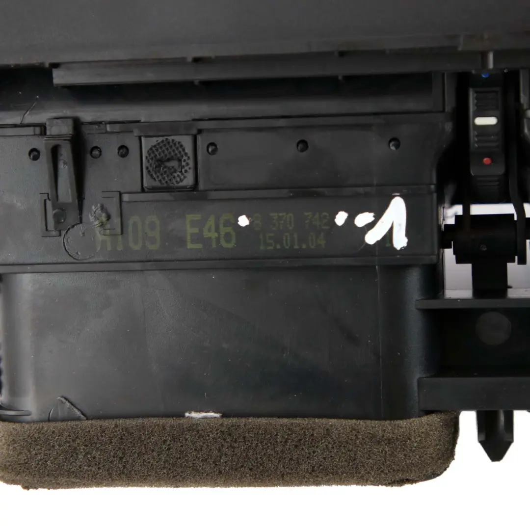 Dashboard Fresh Air Grille Center Vent Dash Black to BMW E46 with Part number 8370742 BMW E46 Dashboard Fresh Air Grille Center Vent Dash Black - SKU rhd-8370742-1 - Part number 8370742