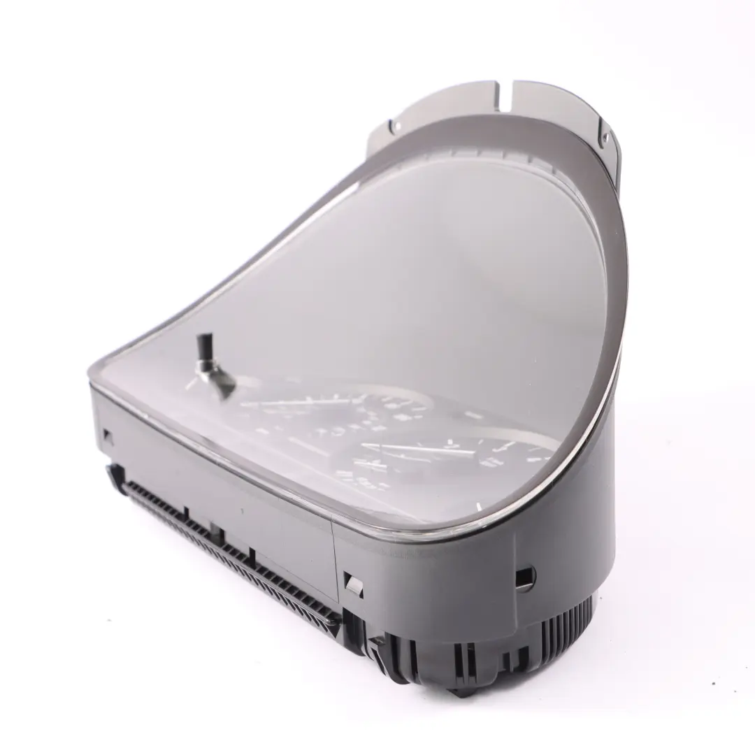 Instrument Cluster Speedo Clocks Meter Automatic to BMW E39 Petrol with Part number 8381196 BMW E39 Petrol Instrument Cluster Speedo Clocks Meter Automatic - SKU rhd-8381196 - Part number 8381196