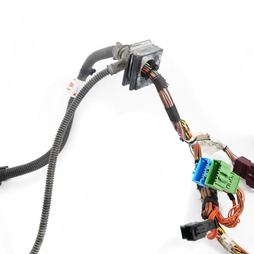 20dX N47N Engine Gearbox Wiring Loom Harness Cables to BMW X1 E84 with Part number 8507776 BMW X1 E84 20dX N47N Engine Gearbox Wiring Loom Harness Cables - SKU rhd-8507776 - Part number 8507776