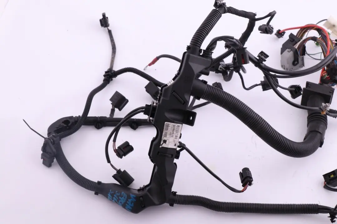 N47N Engine Wiring Loom Harness DDE to BMW 3 SERIES E90 E91 LCI 316d 318d with Part number 8513423 BMW 3 SERIES E90 E91 LCI 316d 318d N47N Engine Wiring Loom Harness DDE - SKU rhd-8513423 - Part number 8513423