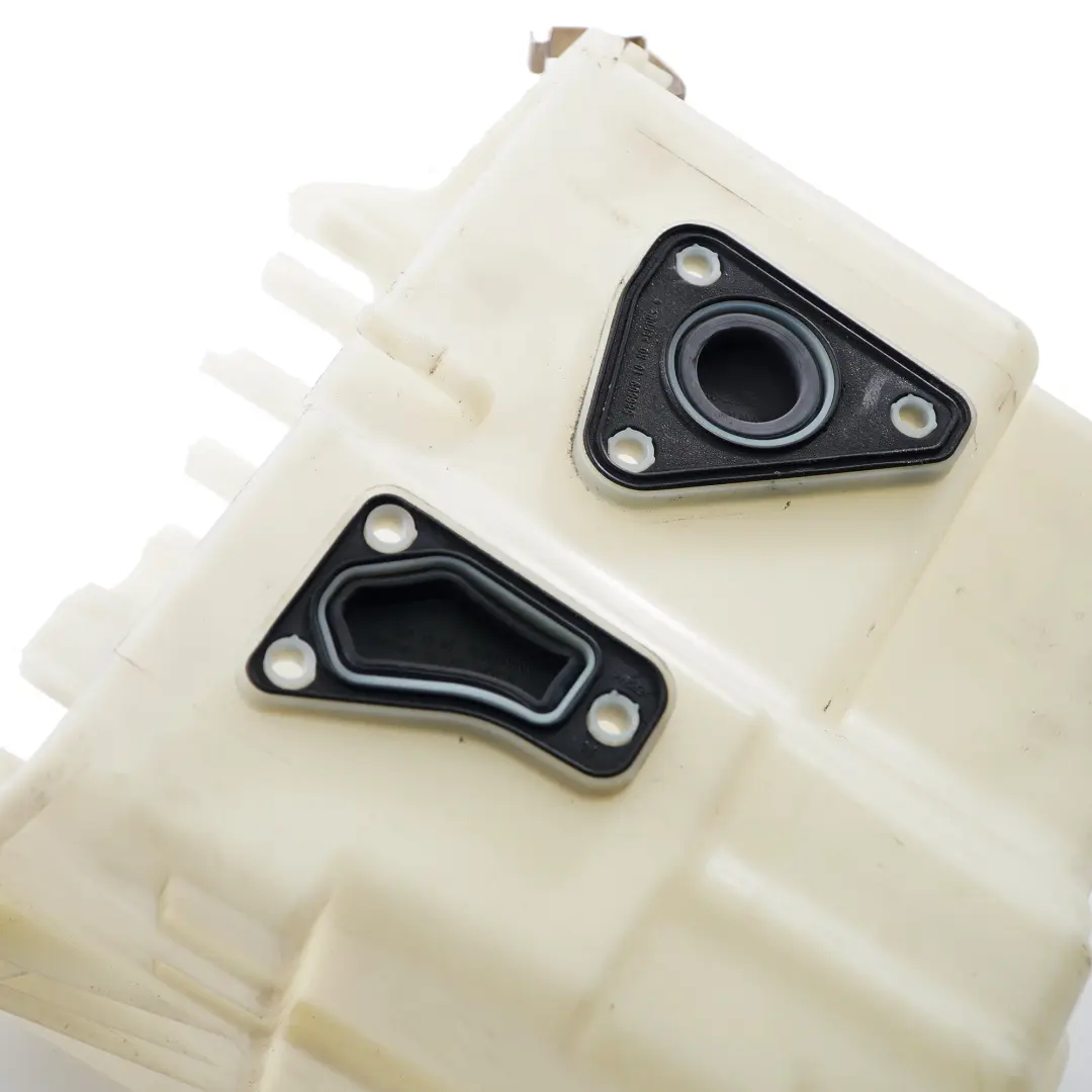 Unit Bracket BMW X5 F15 X6 F16 ECU Module Fuse Box Holder Cover 7555121 to Engine with Part number 8593971 Engine Unit Bracket BMW X5 F15 X6 F16 ECU Module Fuse Box Holder Cover 7555121 - SKU rhd-8593971 - Part number 8593971