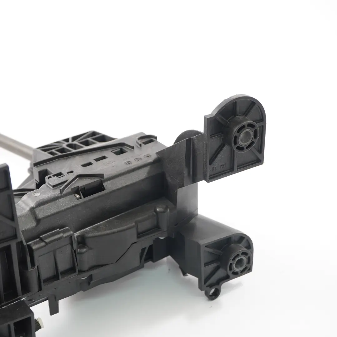 Shift Lever Selector Assembly Gearshift Steptronic Unit to BMW F45 F46 with Part number 8638226 BMW F45 F46 Shift Lever Selector Assembly Gearshift Steptronic Unit - SKU rhd-8638226-1 - Part number 8638226