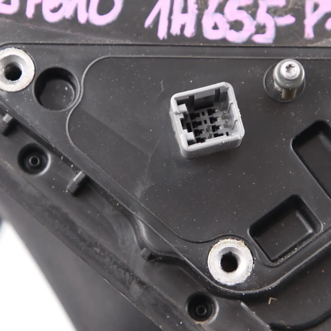 MK1 Wing Mirror Door Left N/S Outside 5 Pins Phoenix Silver to Kia Ceed with Part number 876101H655 Kia Ceed MK1 Wing Mirror Door Left N/S Outside 5 Pins Phoenix Silver - SKU rhd-876101H655-PSI - Part number 876101H655