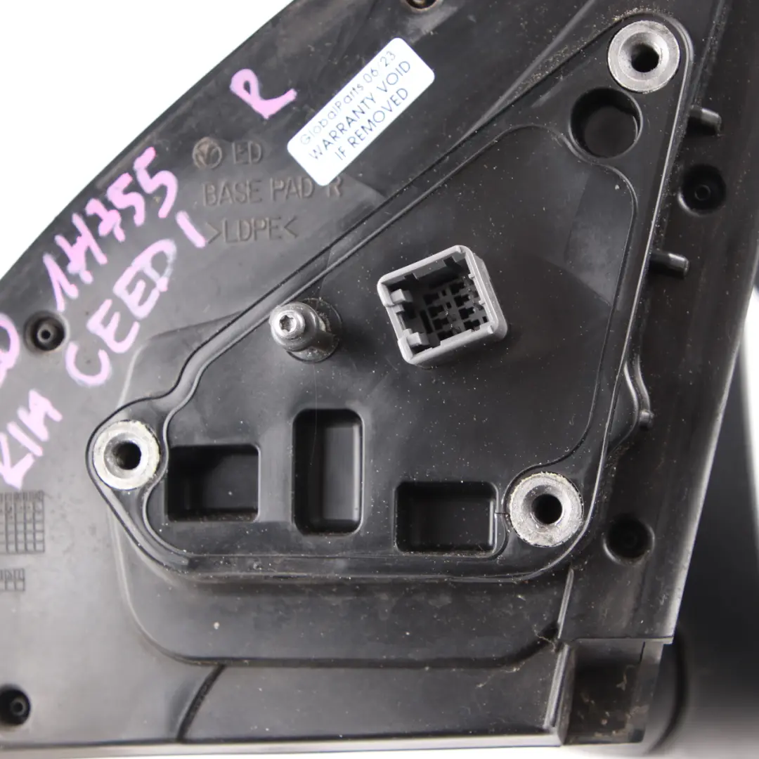 MK1 Wing Mirror Door Right O/S Outside 5 Pins Phoenix Silver to Kia Ceed with Part number 876201H755 Kia Ceed MK1 Wing Mirror Door Right O/S Outside 5 Pins Phoenix Silver - SKU rhd-876201H755-PSI - Part number 876201H755