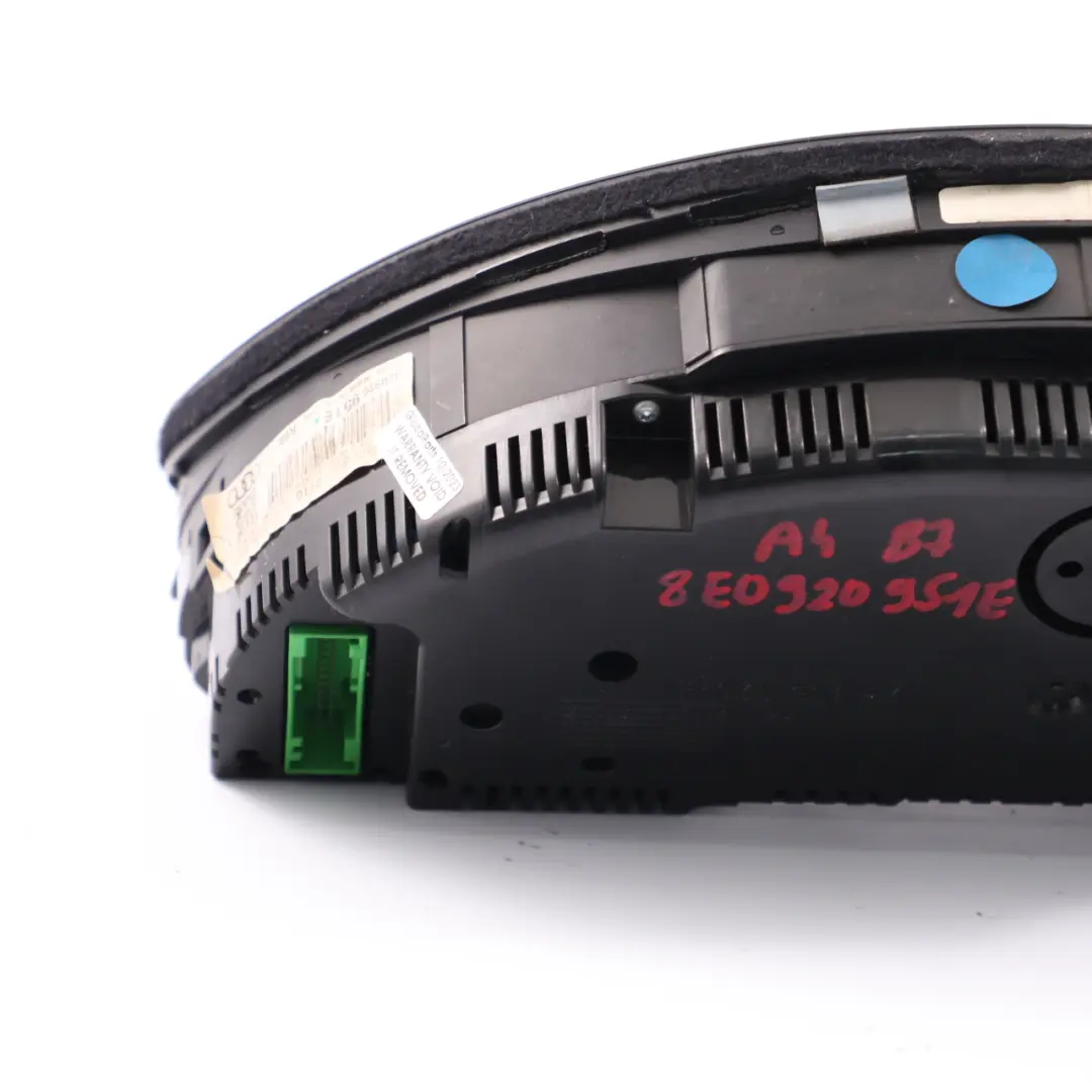 Instrument Cluster Speedo Clocks Meter Manual to Audi A4 B7 Diesel with Part number 8E0920951E Audi A4 B7 Diesel Instrument Cluster Speedo Clocks Meter Manual - SKU rhd-8E0920951E - Part number 8E0920951E