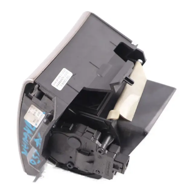 Dashboard Air Vent Dash Right O/S Nozzle Grille to Jaguar XF X250 with Part number 8X23014A23BJ Jaguar XF X250 Dashboard Air Vent Dash Right O/S Nozzle Grille - SKU rhd-8X23014A23BJ - Part number 8X23014A23BJ