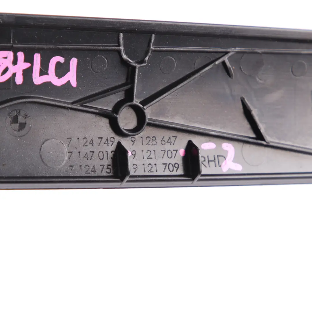 Interior Trim Strip Dash Dashboard Black High Gloss to BMW 1 Series 2 E81 E87 LCI with Part number 9121707 BMW 1 Series 2 E81 E87 LCI Interior Trim Strip Dash Dashboard Black High Gloss - SKU rhd-9121707-2 - Part number 9121707