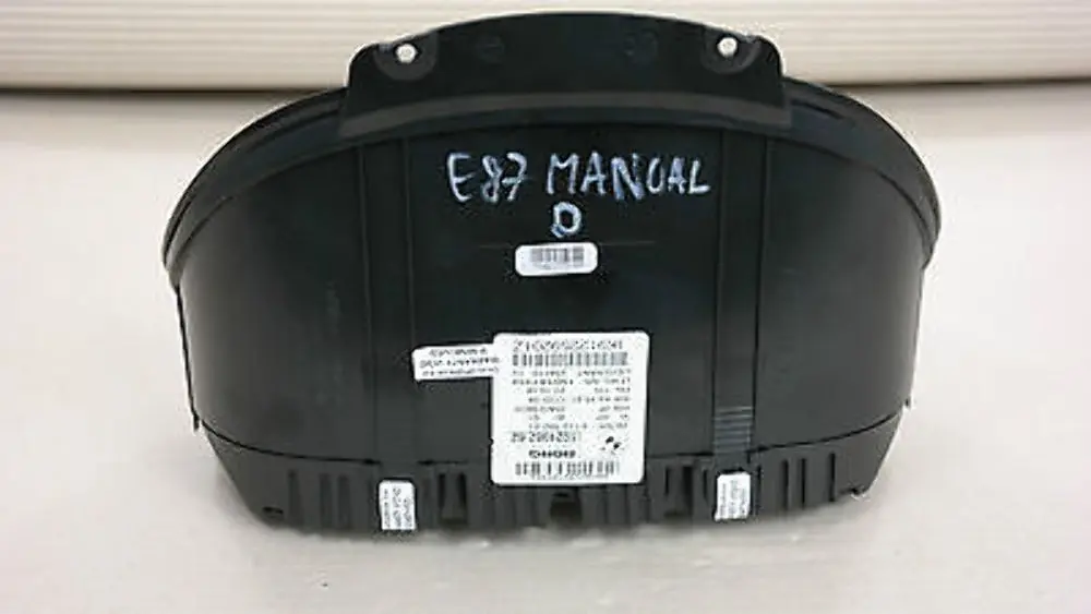Instrument cluster Speedo clocks manual to BMW 1 Series E81 E87 E87N Diesel with Part number 9122592 BMW 1 Series E81 E87 E87N Diesel Instrument cluster Speedo clocks manual - SKU rhd-9122592 - Part number 9122592