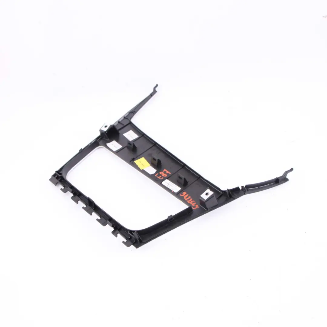 Ashtray Trim Cover BMW E81 E87 LCI Dashboard Akzentschliff Silver to with Part number 9122669 Ashtray Trim Cover BMW E81 E87 LCI Dashboard Akzentschliff Silver - SKU rhd-9122669-1 - Part number 9122669