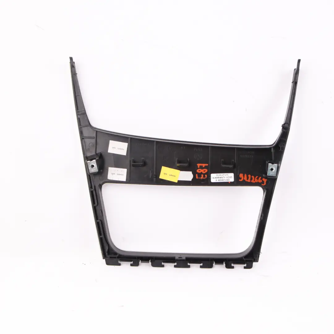 Ashtray Trim Cover BMW E81 E87 LCI Dashboard Akzentschliff Silver to with Part number 9122669 Ashtray Trim Cover BMW E81 E87 LCI Dashboard Akzentschliff Silver - SKU rhd-9122669-1 - Part number 9122669