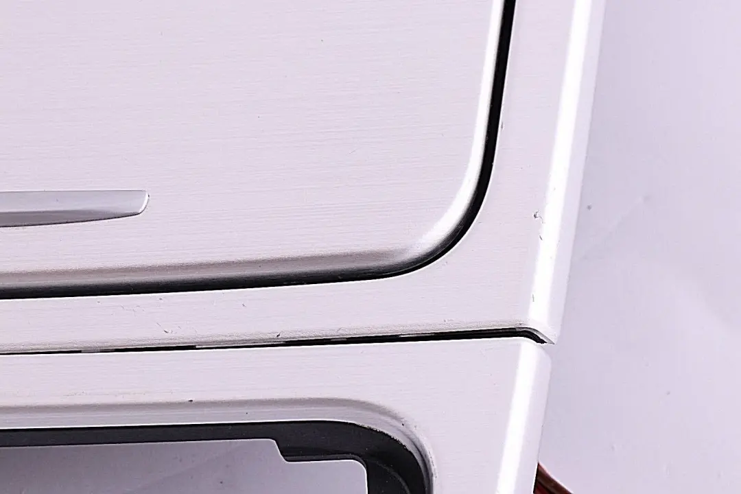 Ashtray Interior Trim Set Dash Dashboard Akzentschliff to BMW 1 Series E87 LCI with Part number 9122672 BMW 1 Series E87 LCI Ashtray Interior Trim Set Dash Dashboard Akzentschliff - SKU rhd-9122672 - Part number 9122672