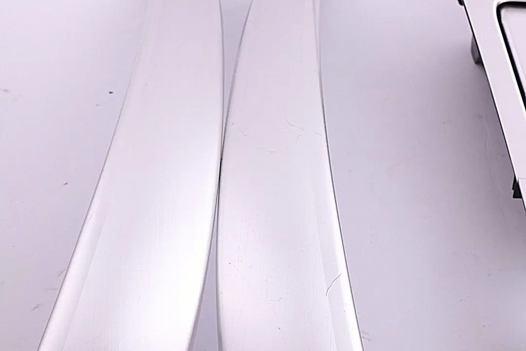 Ashtray Interior Trim Set Dash Dashboard Akzentschliff to BMW 1 Series E87 LCI with Part number 9122672 BMW 1 Series E87 LCI Ashtray Interior Trim Set Dash Dashboard Akzentschliff - SKU rhd-9122672 - Part number 9122672