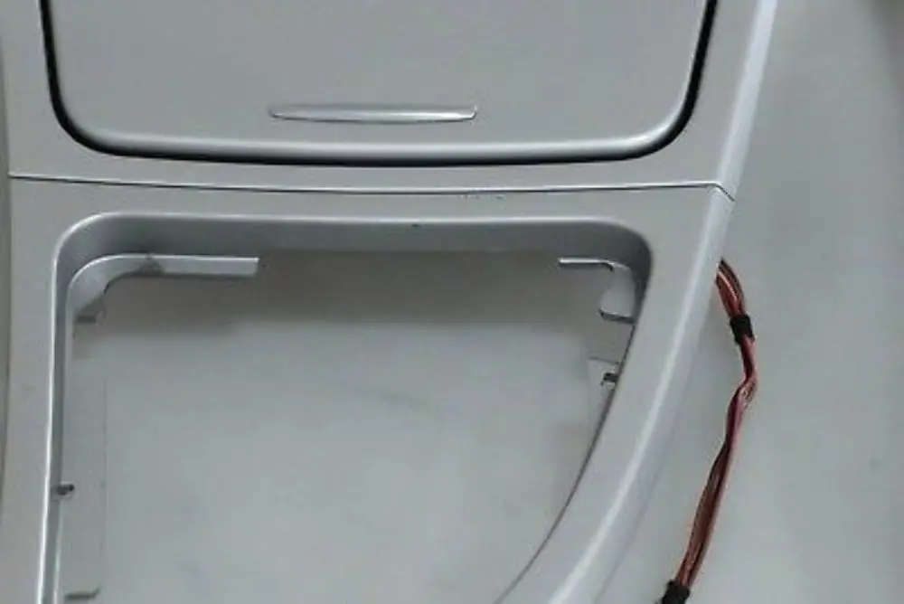 Interior Trim Set Dash Dashboard Complete Light Silver to BMW 1 Series E87 LCI with Part number 9128641 BMW 1 Series E87 LCI Interior Trim Set Dash Dashboard Complete Light Silver - SKU rhd-9128641 - Part number 9128641