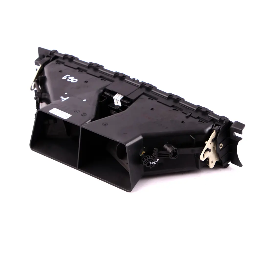 Fresh Air Grille Center Dash Vent Part to BMW 3 E90 E91 E92 E93 1 with Part number 9130464 BMW 3 E90 E91 E92 E93 1 Fresh Air Grille Center Dash Vent Part - SKU rhd-9130464-1 - Part number 9130464