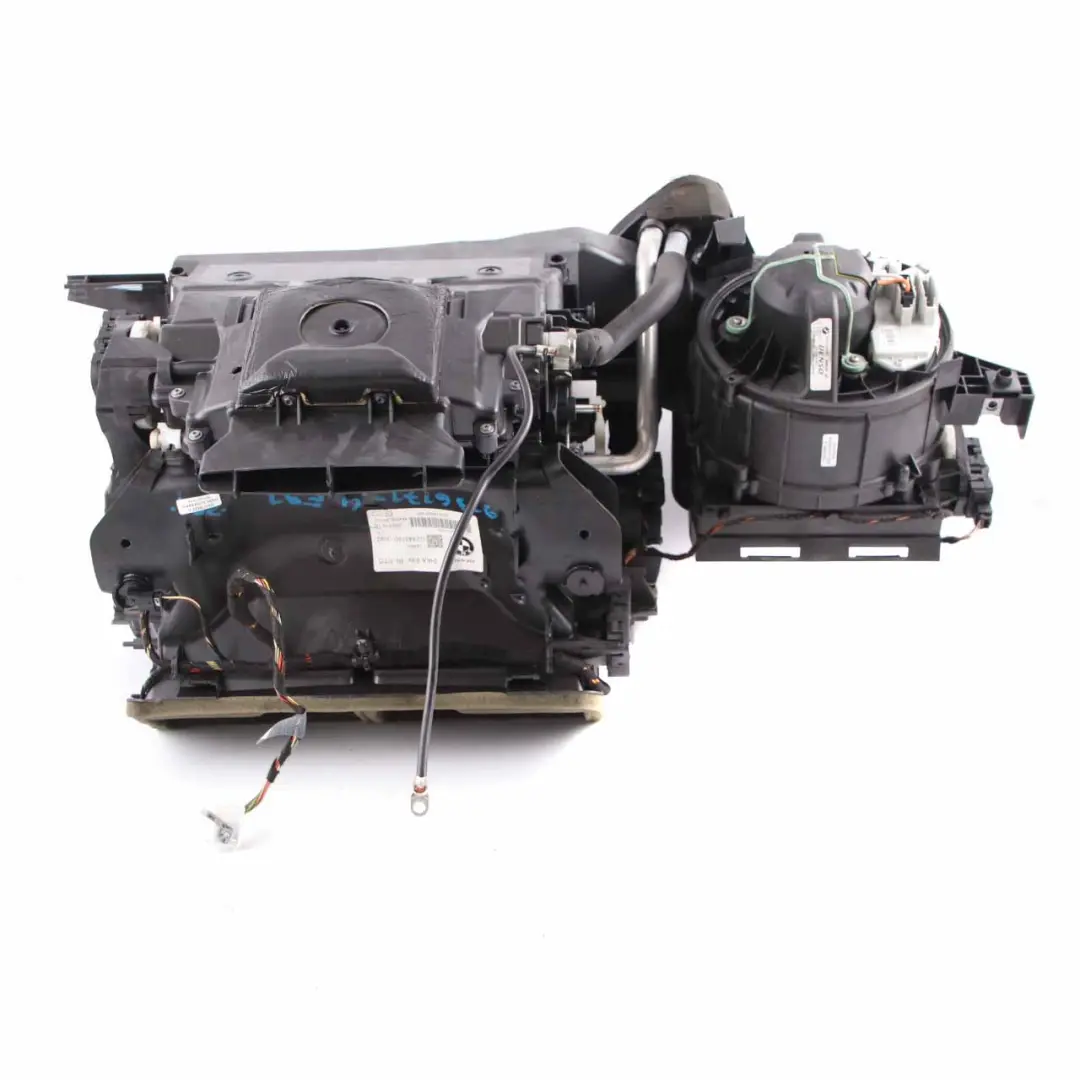 Heater Matrix Housing Front Flap Part Air Con Blower Unit to BMW E90 E91 with Part number 9136171 BMW E90 E91 Heater Matrix Housing Front Flap Part Air Con Blower Unit - SKU rhd-9136171-4 - Part number 9136171