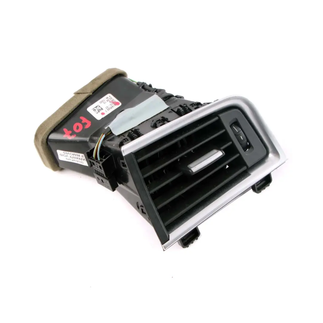 Dashboard Dash Panel Right O/S Console Fresh Air Vent Grille to BMW F07 GT with Part number 9142592 BMW F07 GT Dashboard Dash Panel Right O/S Console Fresh Air Vent Grille - SKU rhd-9142592 - Part number 9142592