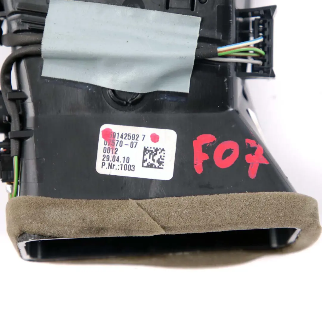 BMW F07 GT Dashboard Dash Panel Right O/S Console Fresh Air Vent Grille - SKU rhd-9142592 - Part number 9142592