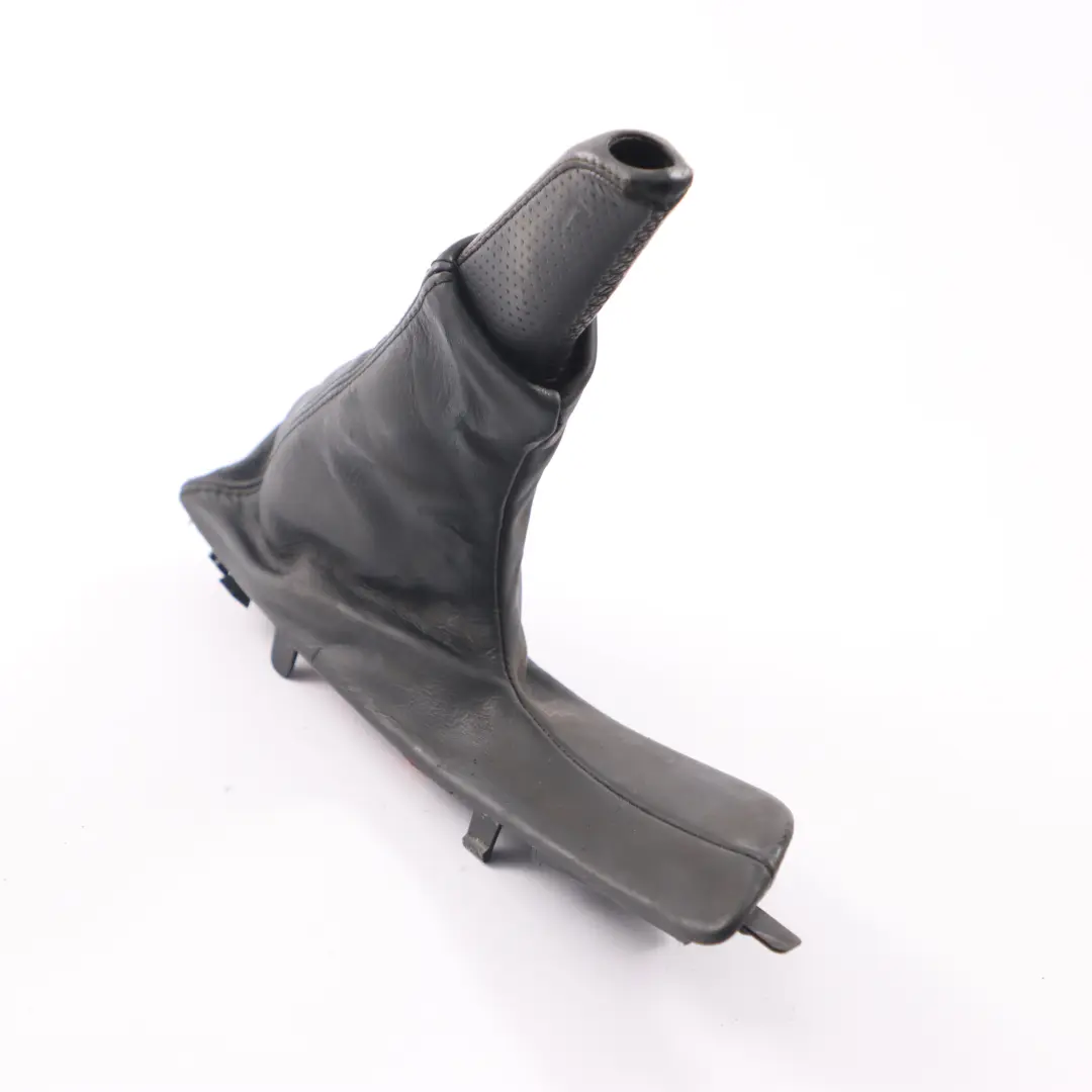 Handbrake Lever Cover Leather Black to BMW 1 Series E81 E82 E87 E88 LCI with Part number 9142753 BMW 1 Series E81 E82 E87 E88 LCI Handbrake Lever Cover Leather Black - SKU rhd-9142753 - Part number 9142753