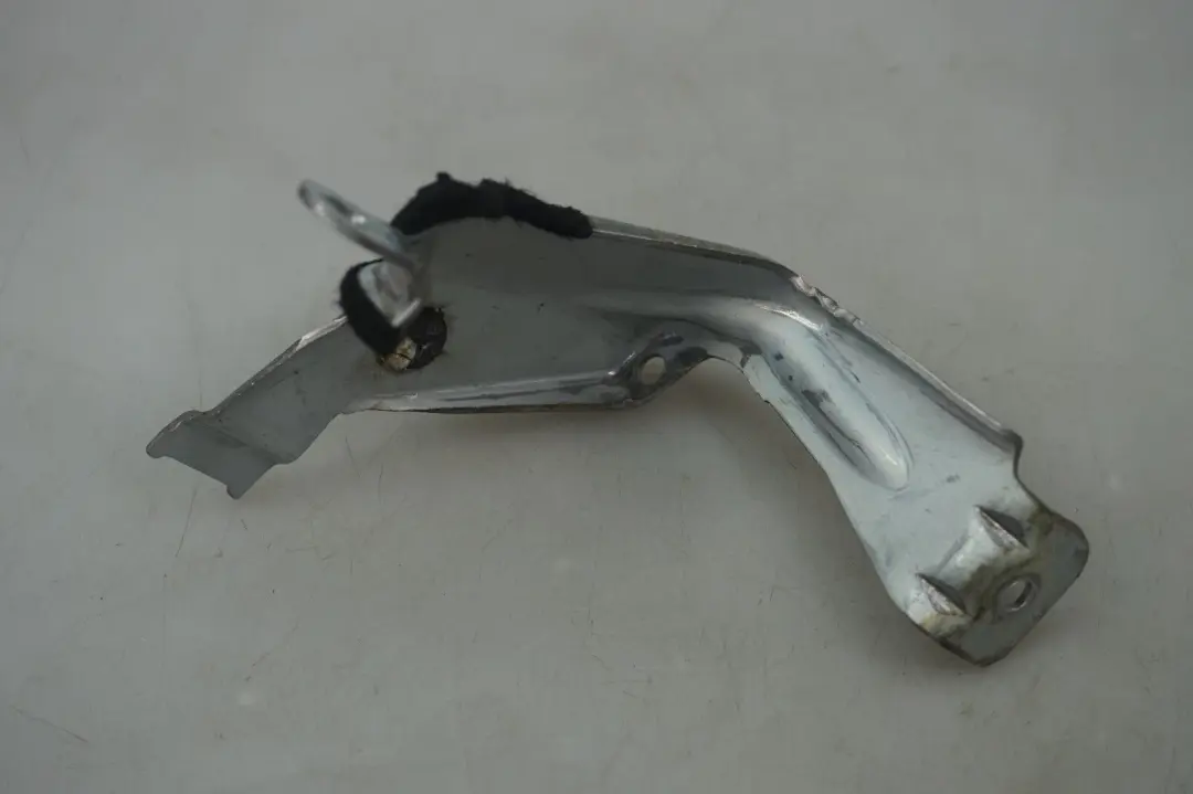 Armrest Bracket Holder Center Console to BMW 1 Series E81 E82 E87 E88 with Part number 9147055 BMW 1 Series E81 E82 E87 E88 Armrest Bracket Holder Center Console - SKU rhd-9147055 - Part number 9147055