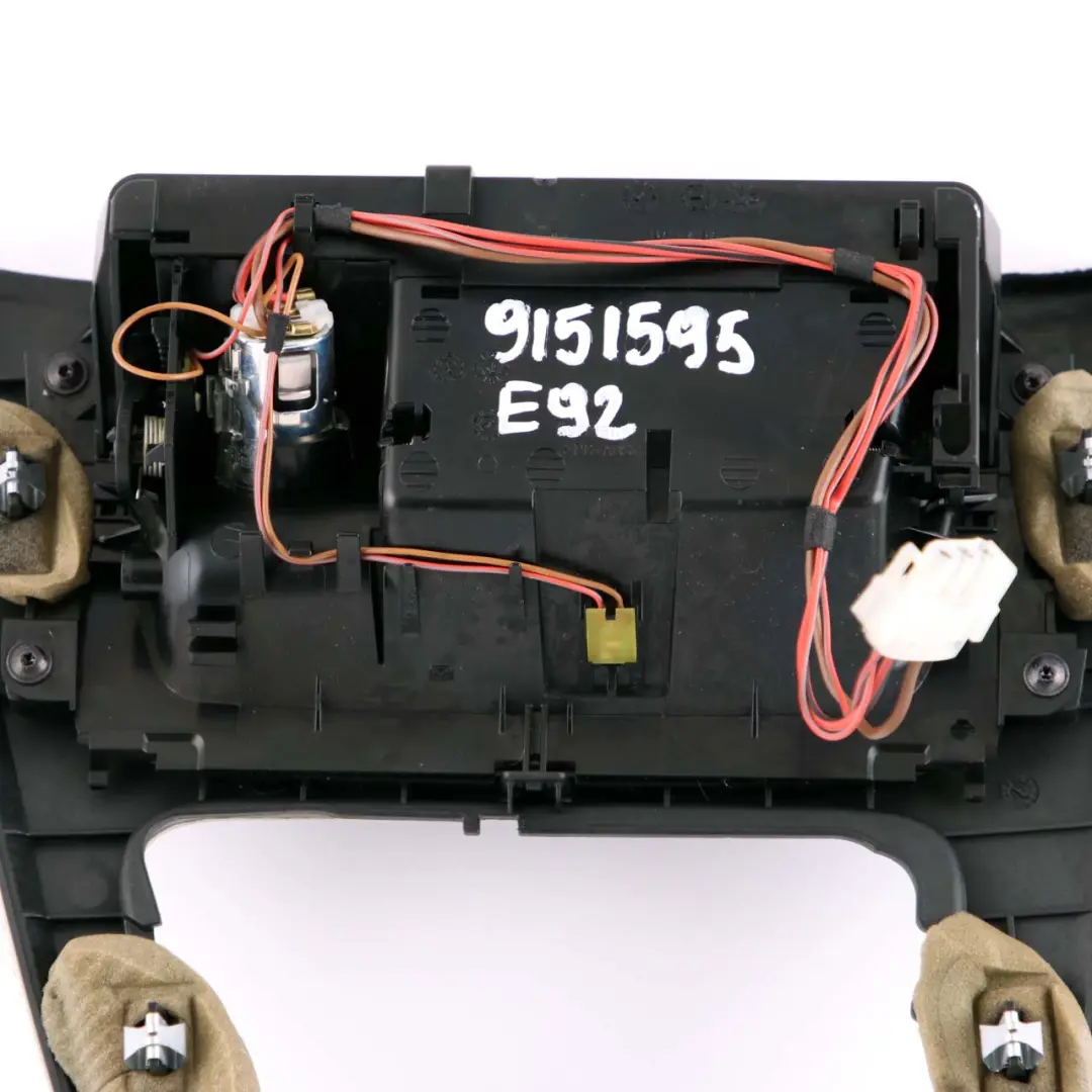 Centre Console Cover Ash Tray Ashtray Glacier Silber Silver to BMW 3 Series E92 with Part number 9151595 BMW 3 Series E92 Centre Console Cover Ash Tray Ashtray Glacier Silber Silver - SKU rhd-9151595 - Part number 9151595