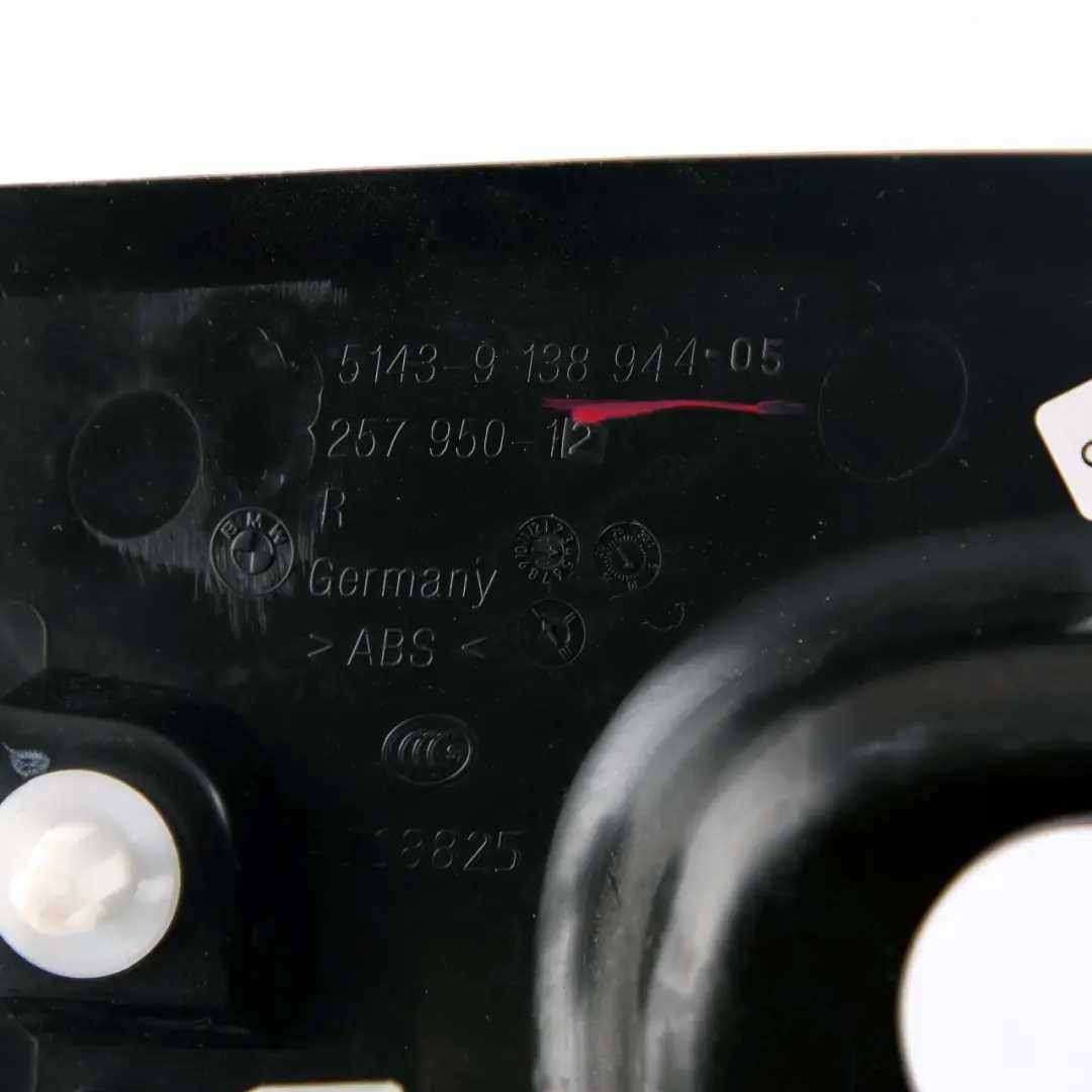 Lateral Trim Panel Bottom Front Right O/S Black 9138944 to BMW 5 Series F07 GT with Part number 9167370 BMW 5 Series F07 GT Lateral Trim Panel Bottom Front Right O/S Black 9138944 - SKU rhd-9167370 - Part number 9167370