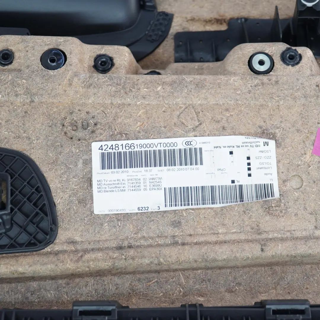 Front Right O/S Door Card Panel Leather Dakota Saddle Brown to BMW 3 Series E90 LCI with Part number 9167834 BMW 3 Series E90 LCI Front Right O/S Door Card Panel Leather Dakota Saddle Brown - SKU rhd-9167834 - Part number 9167834