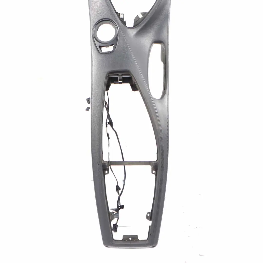 Centre Middle Console Armrest Cup Drink Holder Leather Black to BMW E63 E64 with Part number 9179982 BMW E63 E64 Centre Middle Console Armrest Cup Drink Holder Leather Black - SKU rhd-9179982-1 - Part number 9179982