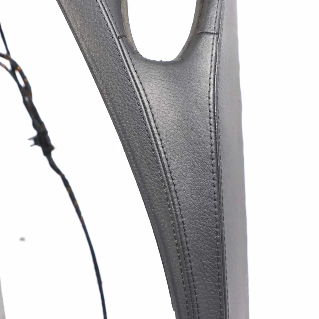 Centre Middle Console Armrest Cup Drink Holder Leather Black to BMW E63 E64 with Part number 9179982 BMW E63 E64 Centre Middle Console Armrest Cup Drink Holder Leather Black - SKU rhd-9179982-1 - Part number 9179982