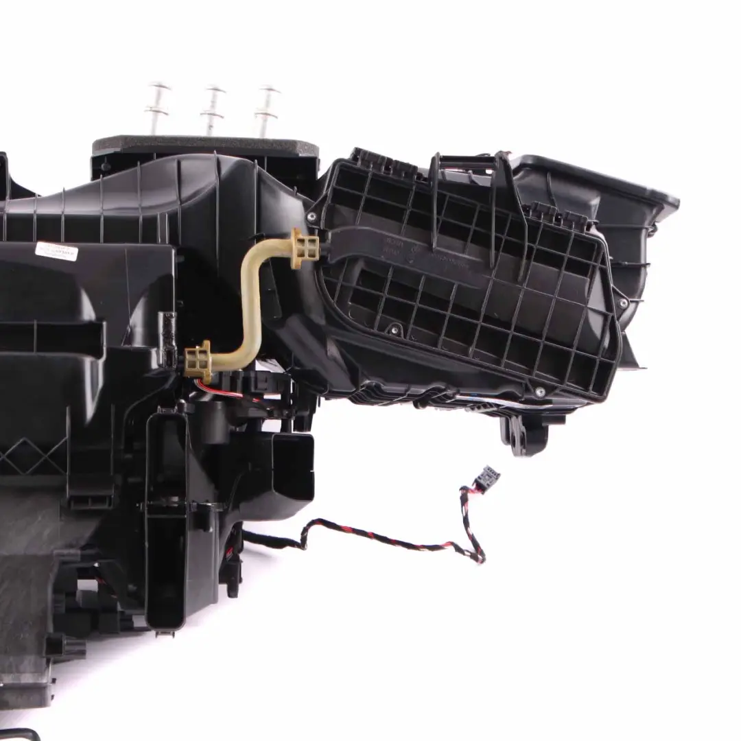 Heater BMW F01 F07 F10 F11 Evaporator A/C Unit Assy Housing Air Con PTC to with Part number 9197019 Heater BMW F01 F07 F10 F11 Evaporator A/C Unit Assy Housing Air Con PTC - SKU rhd-9197019 - Part number 9197019