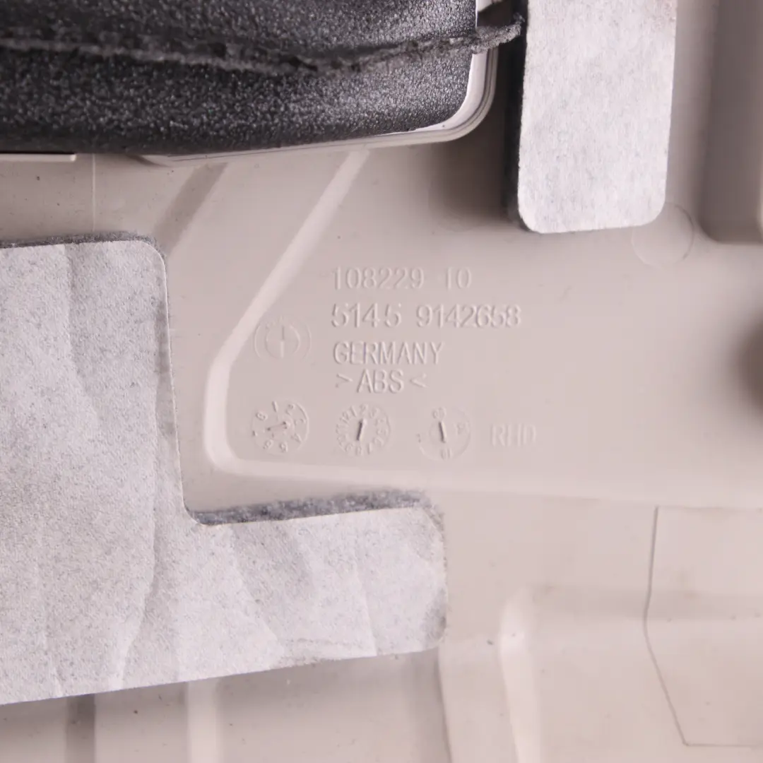 Front Right O/S Footwell Dash Trim Panel Bottom Elfenbeinweiss to BMW F07 with Part number 9199156 BMW F07 Front Right O/S Footwell Dash Trim Panel Bottom Elfenbeinweiss - SKU rhd-9199156 - Part number 9199156