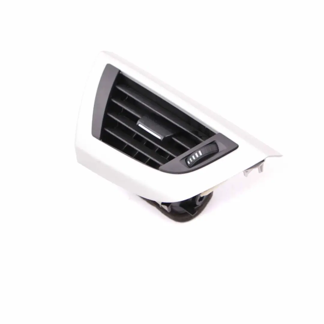 Dashboard Air Vent BMW F20 F21 F22 Right O/S Driver Side Silver to with Part number 9205356 Dashboard Air Vent BMW F20 F21 F22 Right O/S Driver Side Silver - SKU rhd-9205356-3 - Part number 9205356