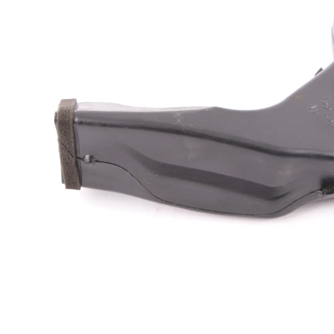 Heater Air Rear Duct Tunel Intermediate to BMW 1 2 3 Series F20 F21 F22 F30 with Part number 9207332 BMW 1 2 3 Series F20 F21 F22 F30 Heater Air Rear Duct Tunel Intermediate - SKU rhd-9207332 - Part number 9207332