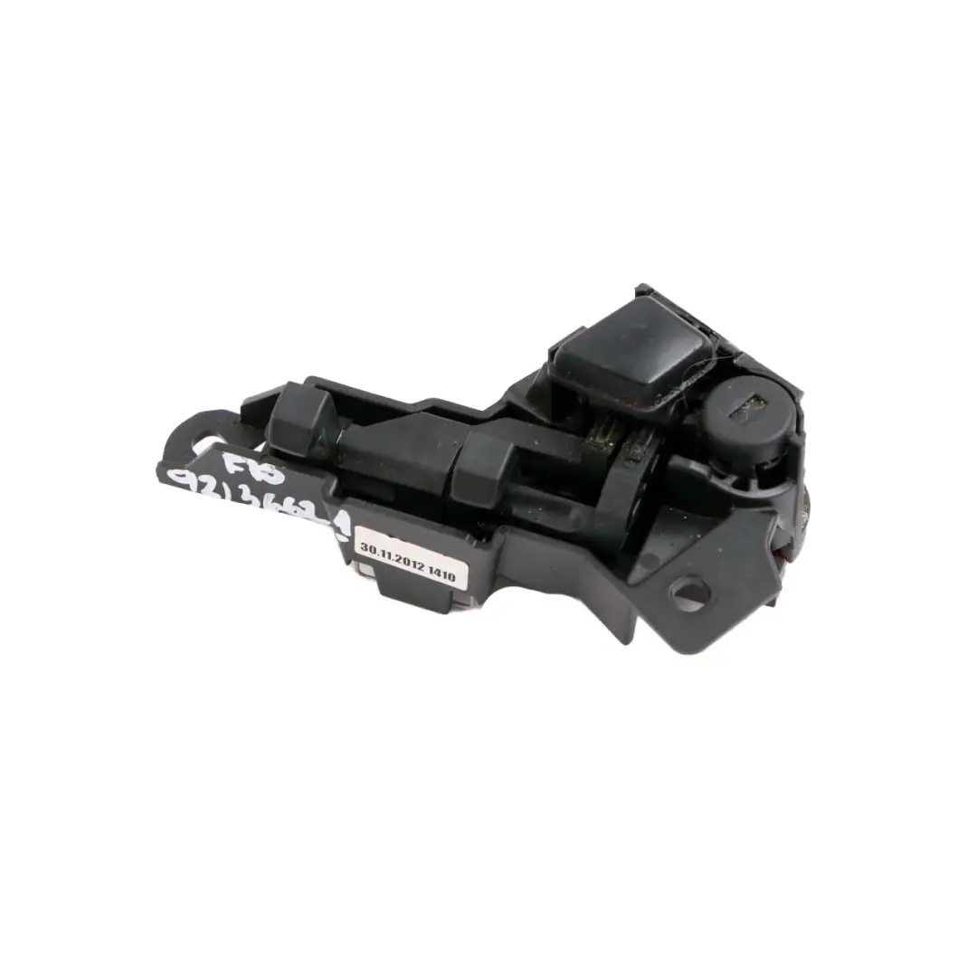 Centre Console Armrest Lock Catch Locking Mechanism to BMW 5 F10 F11 LCI 1 with Part number 9213662 BMW 5 F10 F11 LCI 1 Centre Console Armrest Lock Catch Locking Mechanism - SKU rhd-9213662-1 - Part number 9213662