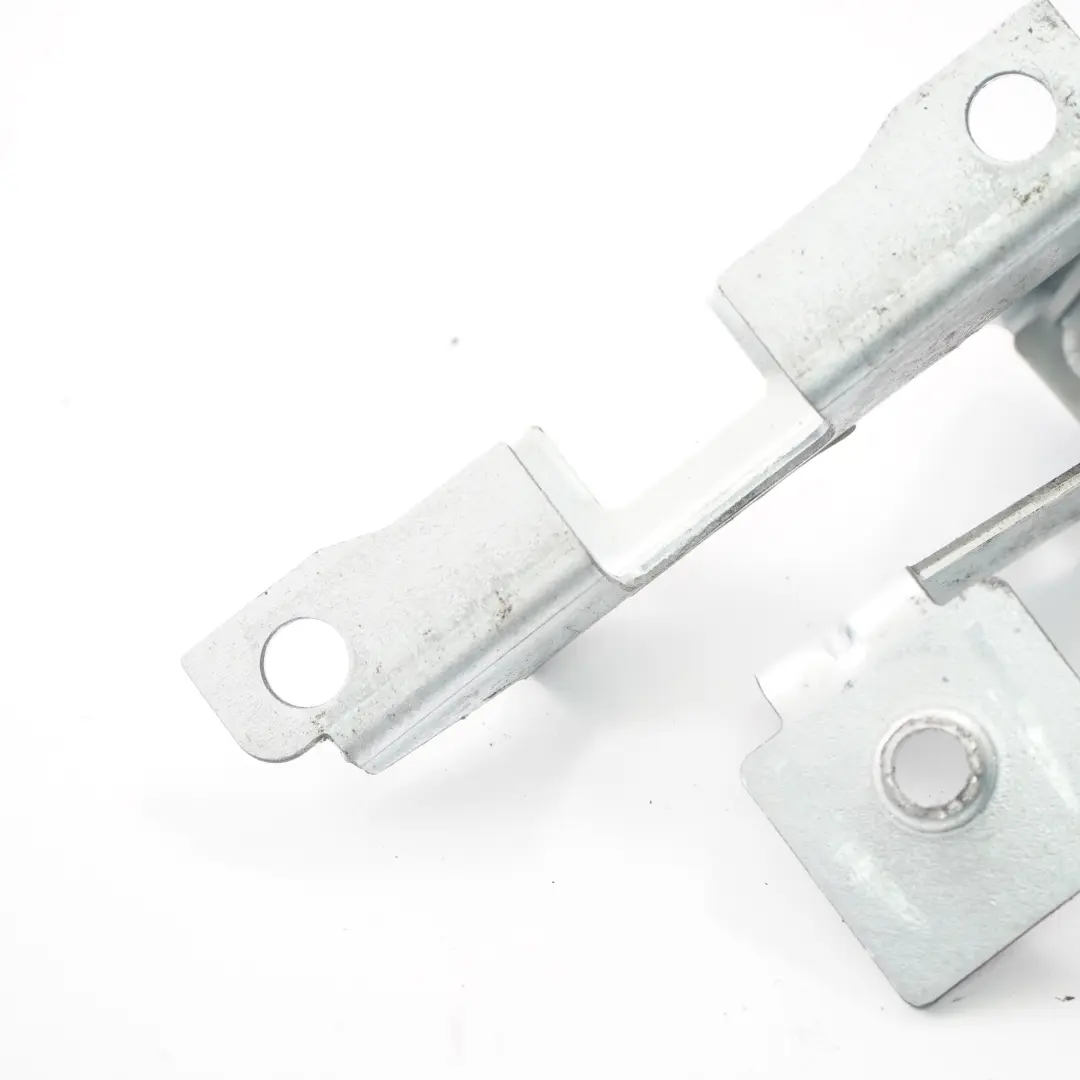 Distributor Module Bracket Mount to BMW X3 F25 X4 F26 Power with Part number 9218736 BMW X3 F25 X4 F26 Power Distributor Module Bracket Mount - SKU rhd-9218736 - Part number 9218736